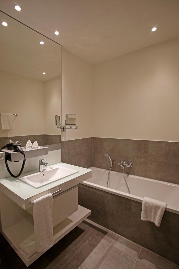 Hotel Grimm'S Berlin Potsdam à Teltow Extérieur photo