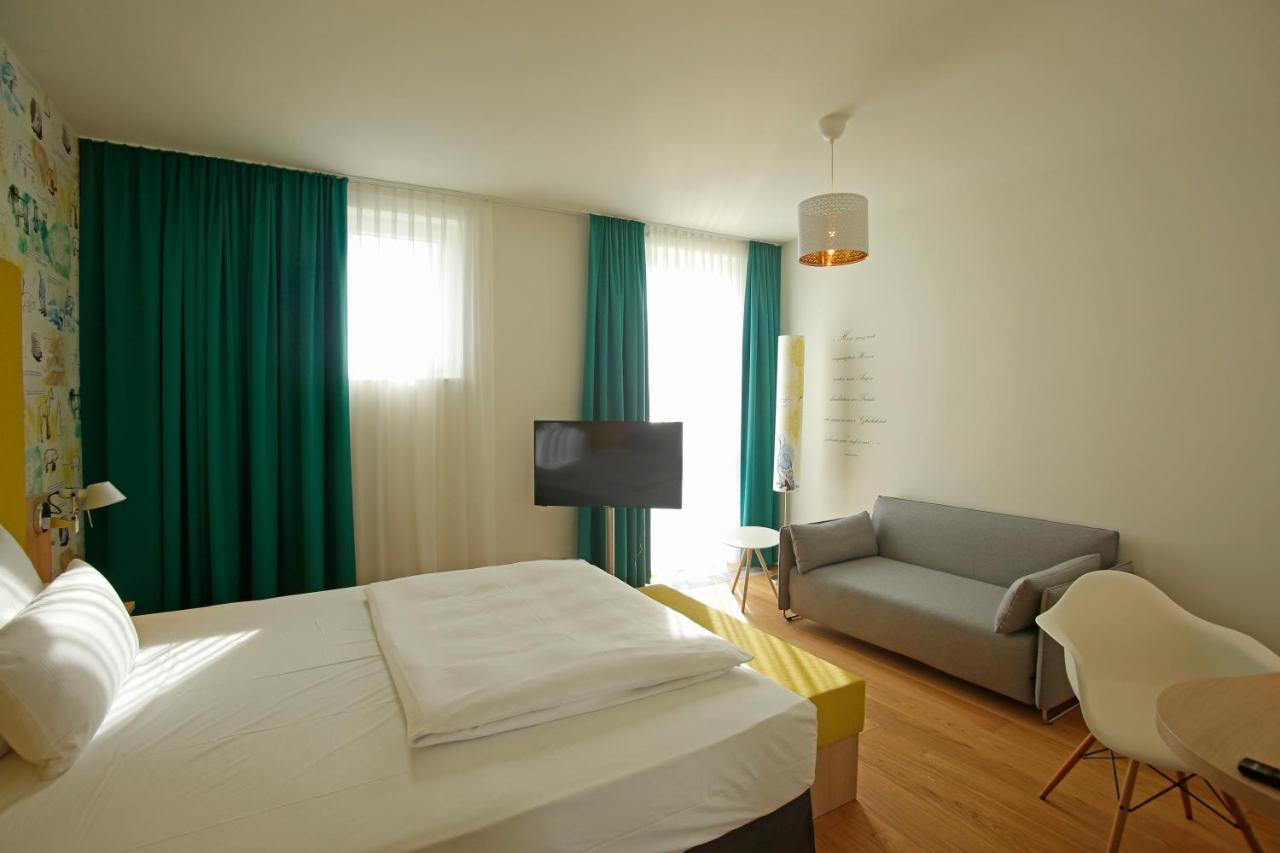 Hotel Grimm'S Berlin Potsdam à Teltow Extérieur photo
